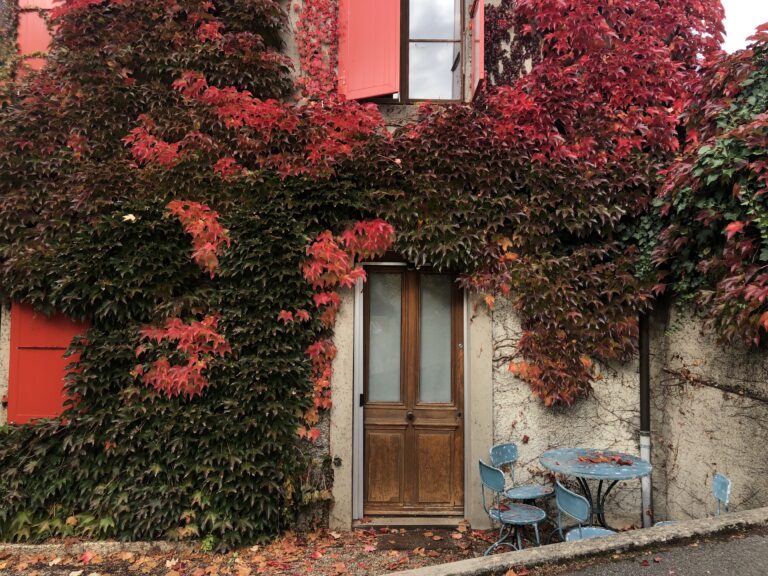 Can You Live and Work in Switzerland Without an EU Passport? Yes—Here’s How