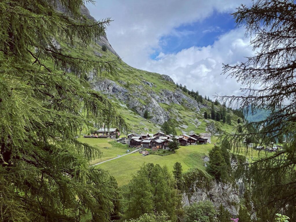 How to live and work in Switzerland